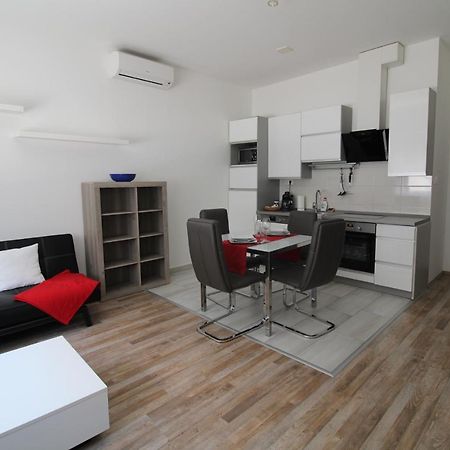 Ihome Apartman 6.0 Pécs Buitenkant foto