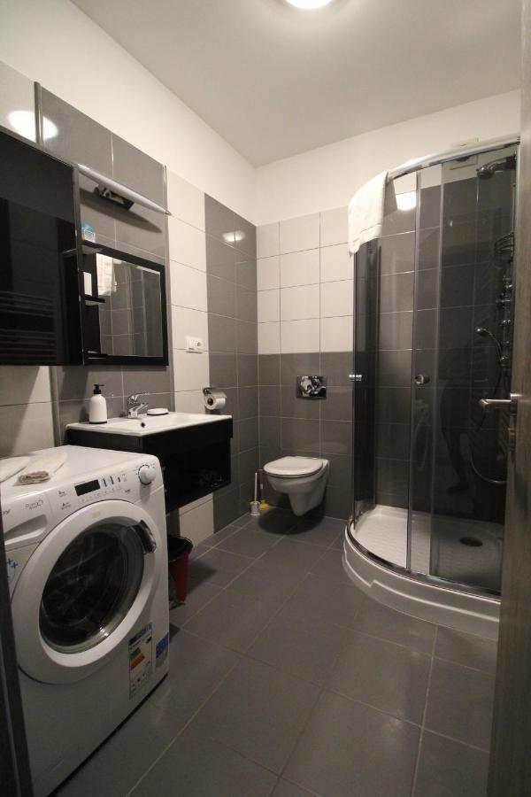 Ihome Apartman 6.0 Pécs Buitenkant foto